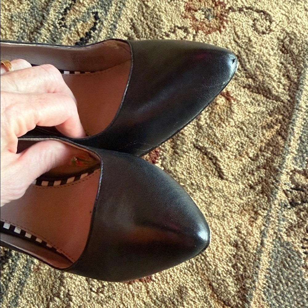 Betsey Johnson Black Pointed-Toe RACIEE 1 Sz. 7.5 Stiletto Heel Pumps - Picture 7 of 10
